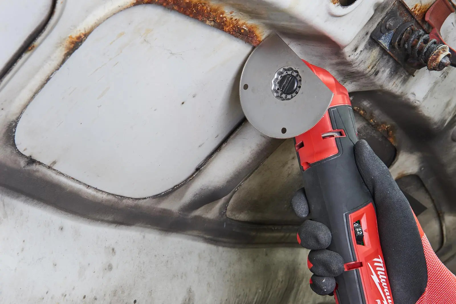 Milwaukee Multi Tool Segmented Cutting Blade 100mm x 28mm Multi Material Starlock