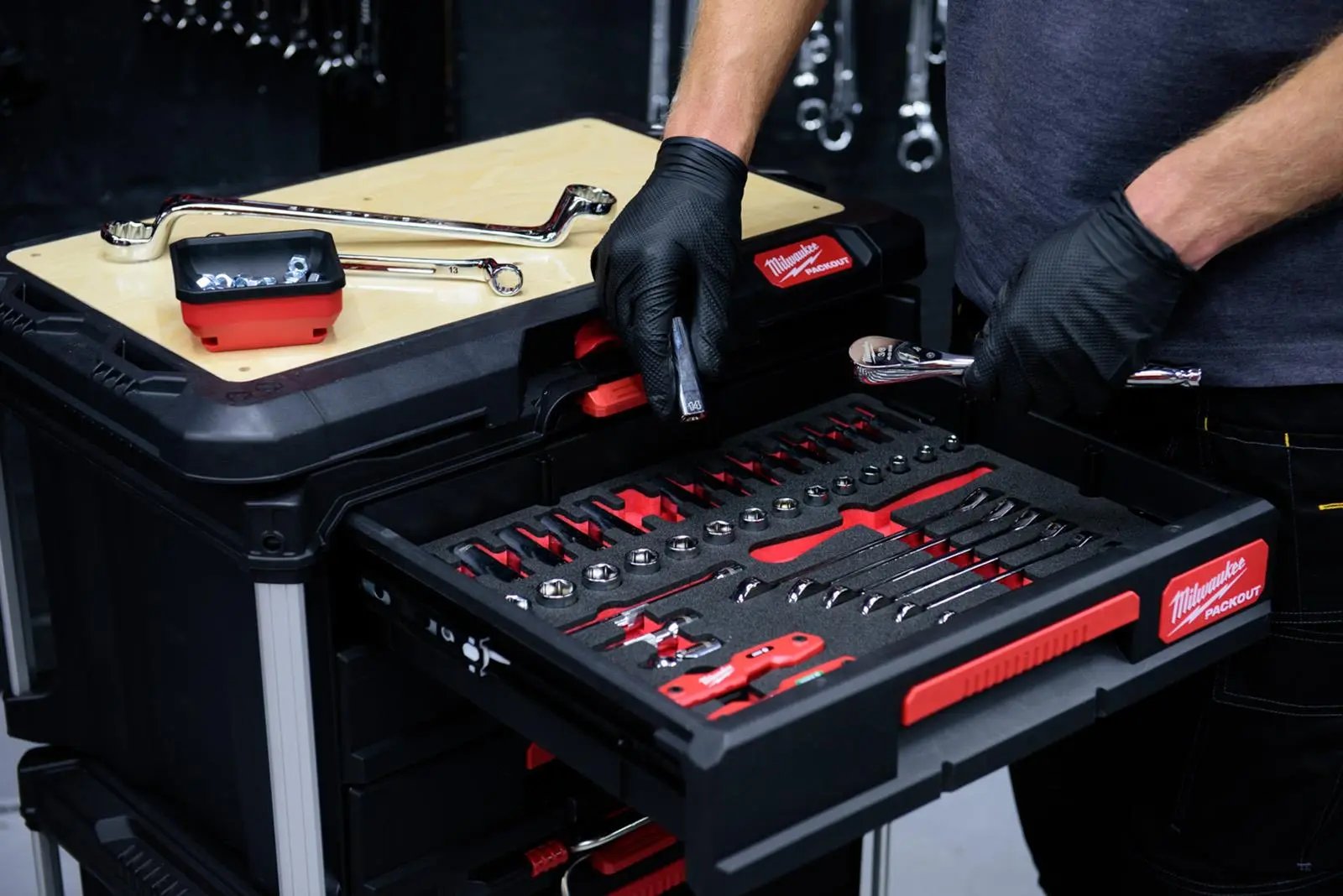 Milwaukee Packout Drawer 3/8" Drive Ratchet and Ratcheting Combi Spanner Foam Insert Set 55pc White Rose Tools