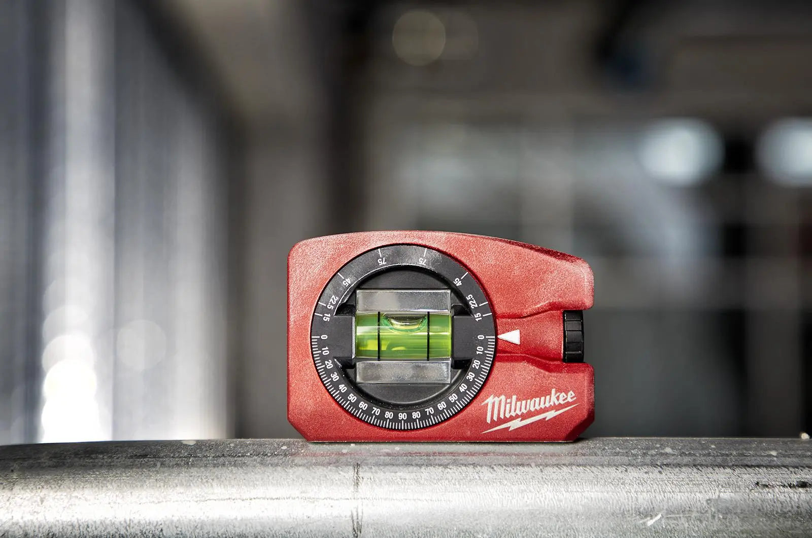 Milwaukee Pocket Spirit Angle Level Magnetic 7.8cm White Rose Tools