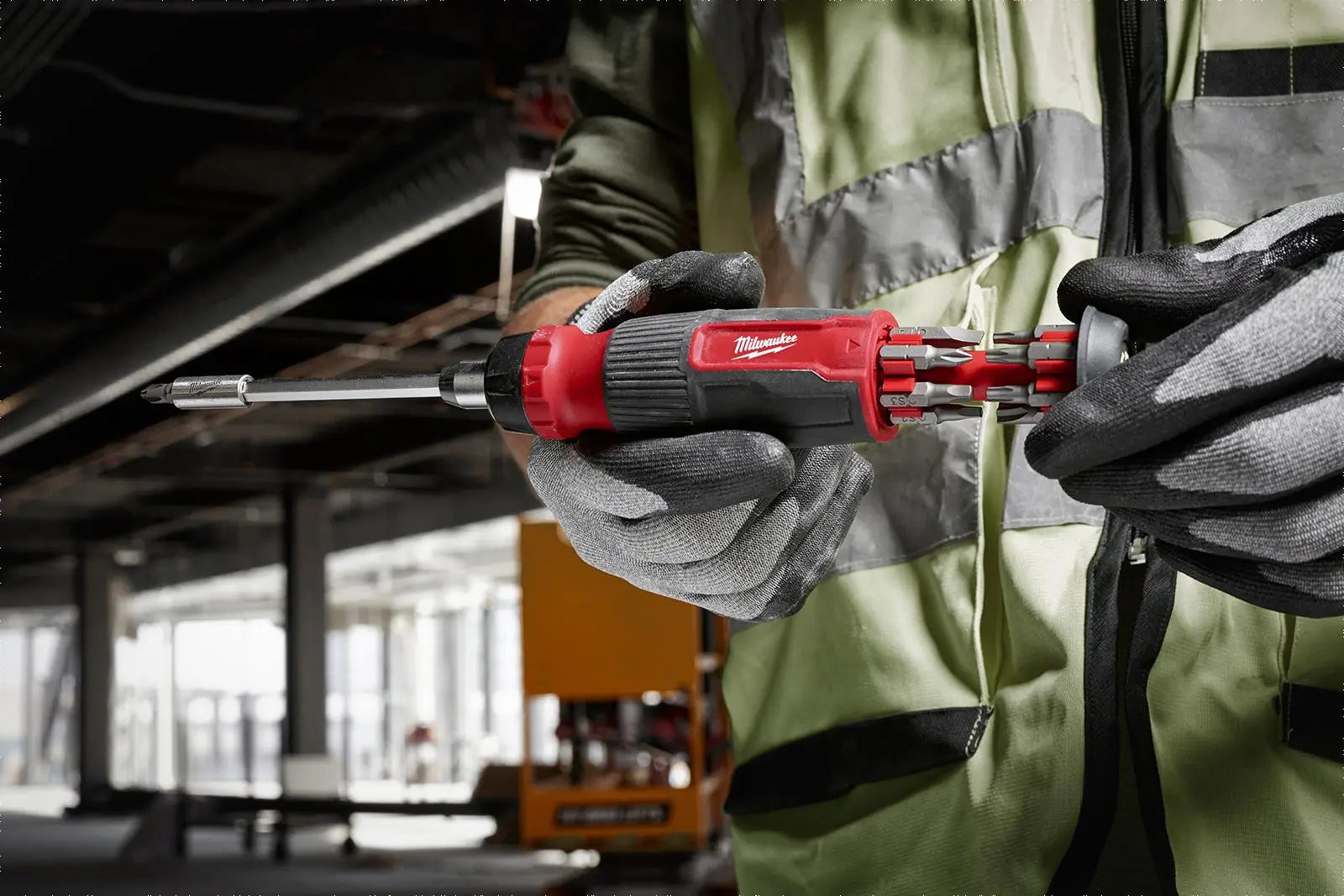 Milwaukee Ratchet Screwdriver Set 14 in 1 Multi Bit Pozi Phillips Torx Slotted Hex White Rose Tools