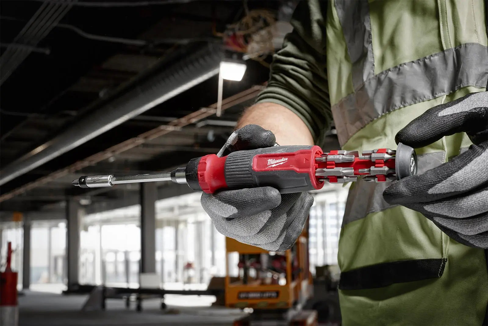 Milwaukee Ratchet Screwdriver Set 27 in 1 Multi Bit Pozi Phillips Torx Slotted Hex  White Rose Tools