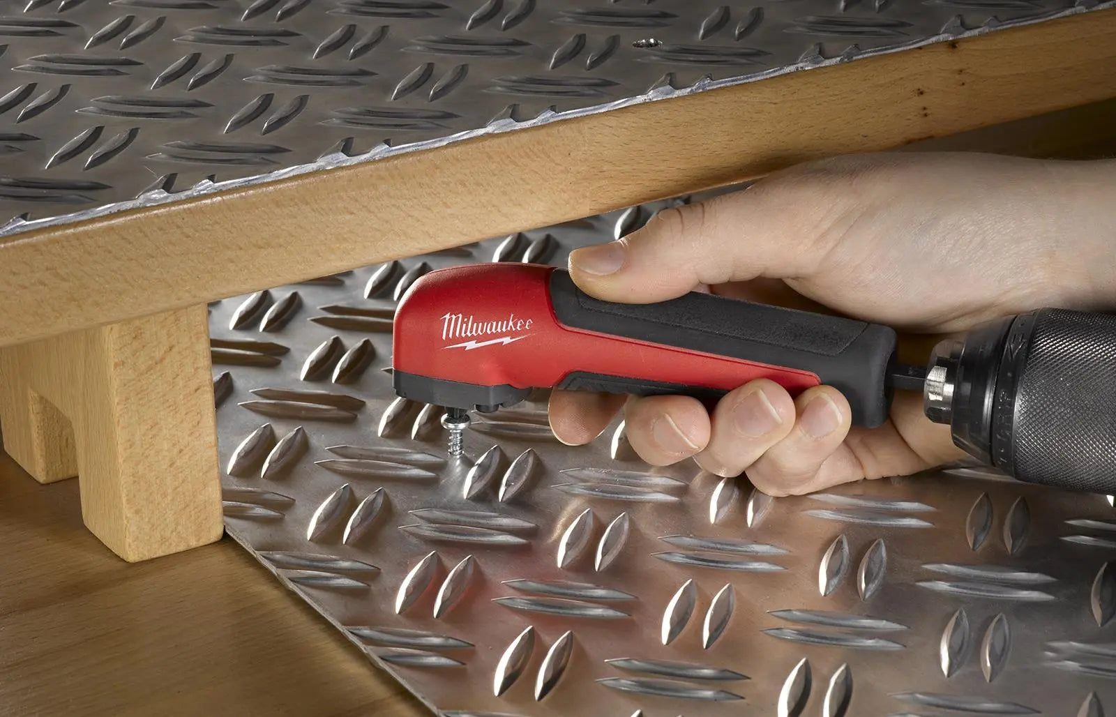 Milwaukee Right Angle Drill Attachment SHOCKWAVE Impact Duty 11 Piece