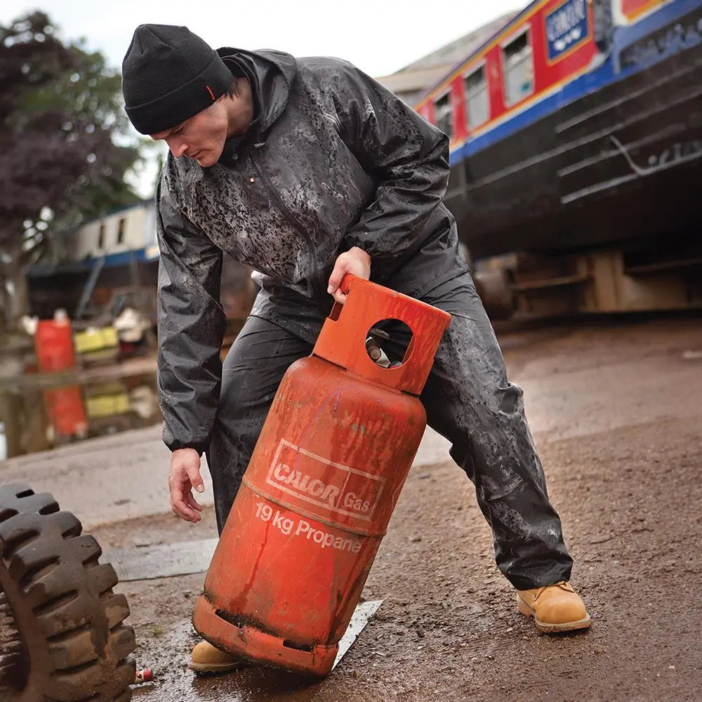 Scruffs Waterproof Suit Black L T54559 White Rose Tools