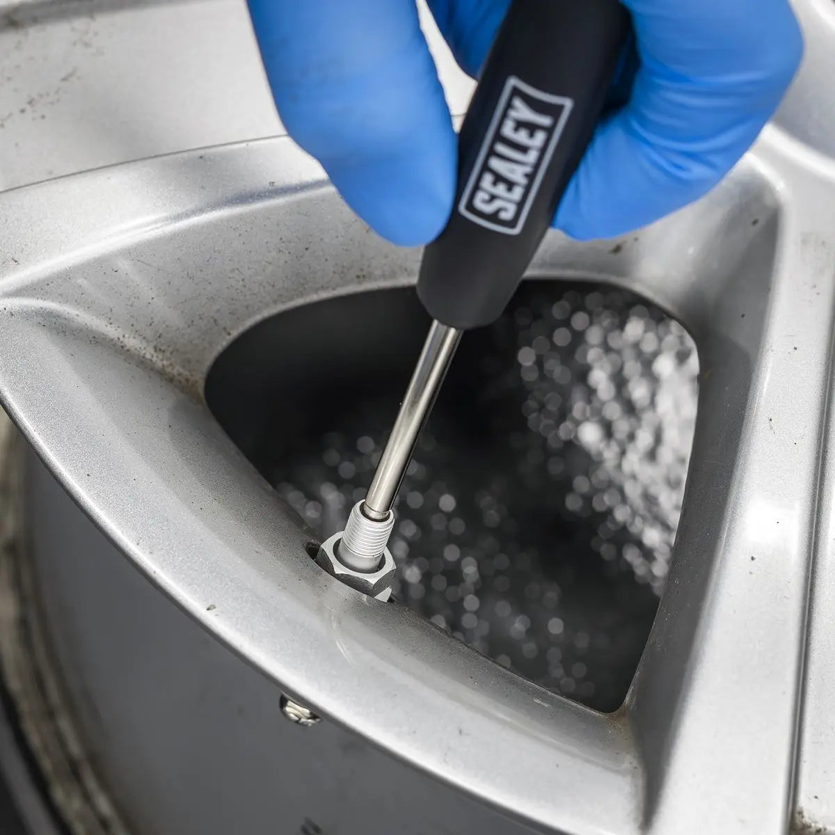 Sealey 0.45Nm Torque Limited Tyre Valve Tool