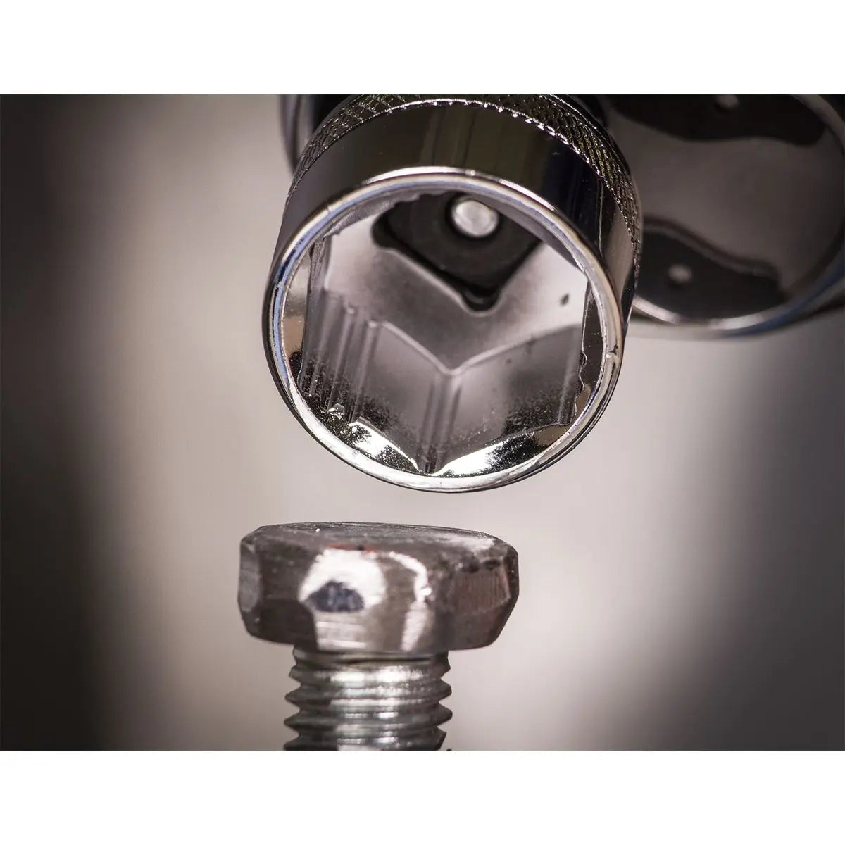 Sealey 12 Piece 3/8" Drive Lock-On Metric Socket Set 8-19mm