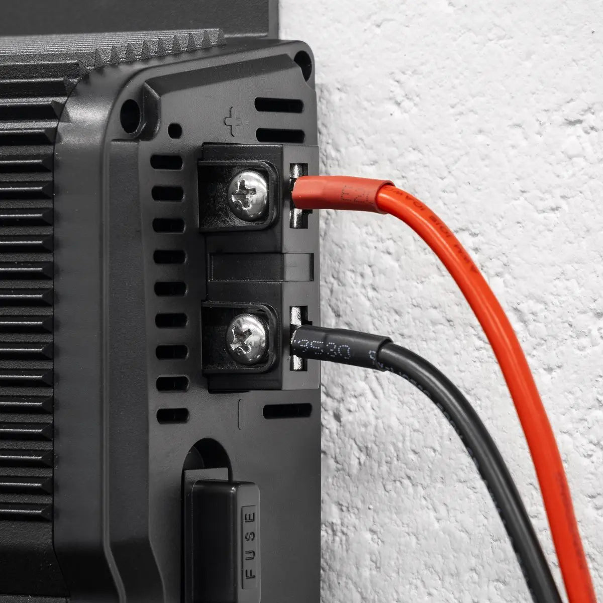 Sealey 12V Battery Smart Charger/Maintainer 40A White Rose Tools