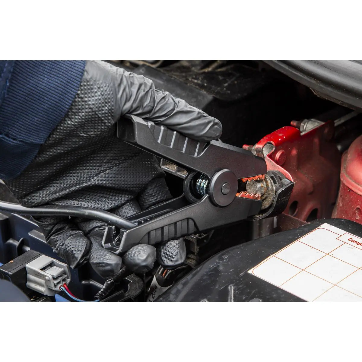 Sealey 12V Jump Starter Power Pack RoadStart 2000A Engine Petrol Diesel White Rose Tools