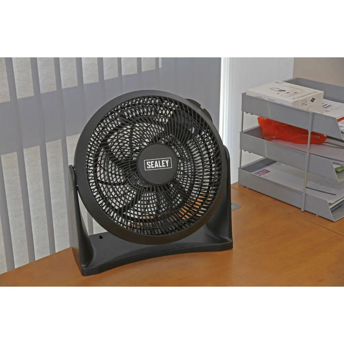Sealey 12" Small Desk Fan 3-Speed 230V White Rose Tools