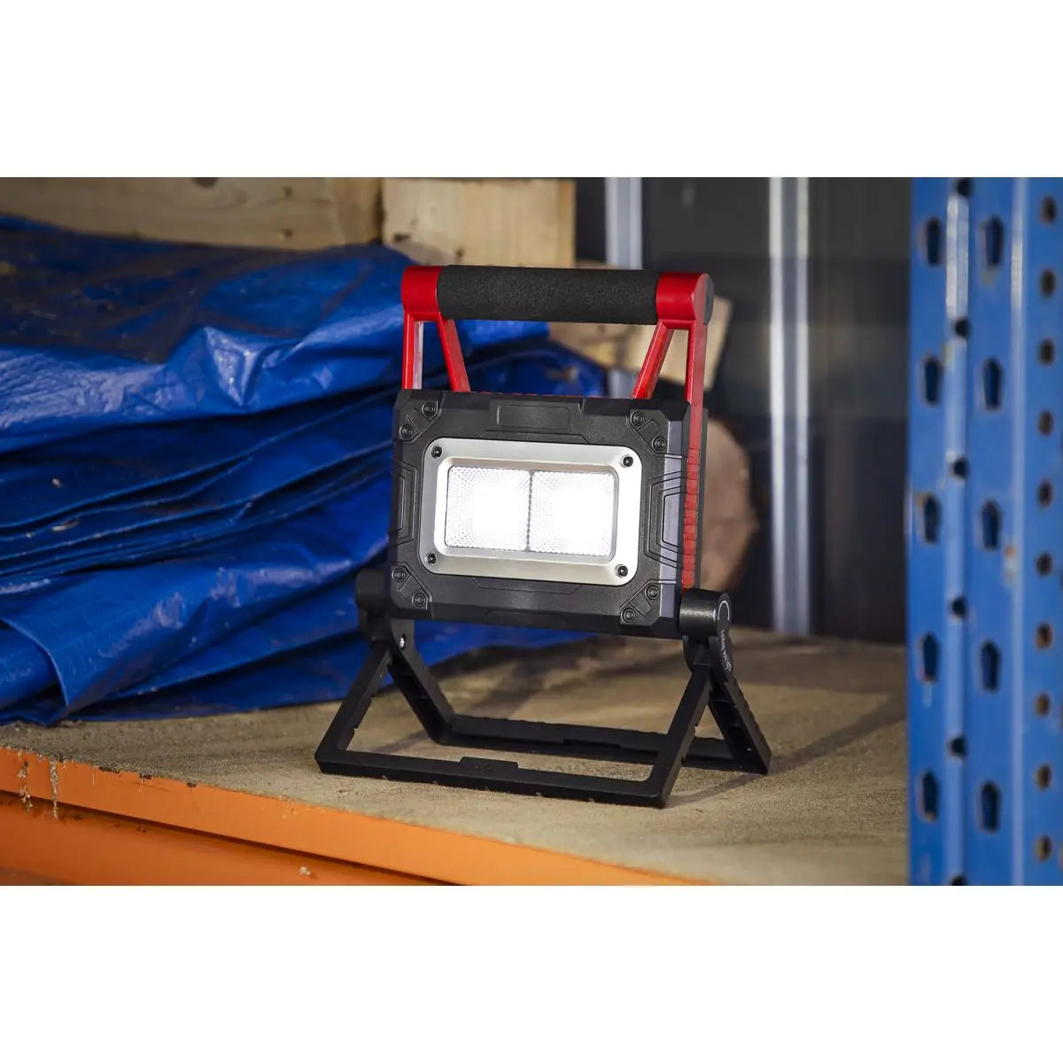 Sealey 15W COB LED Solar Powered Rechargeable Portable Floodlight White Rose Tools