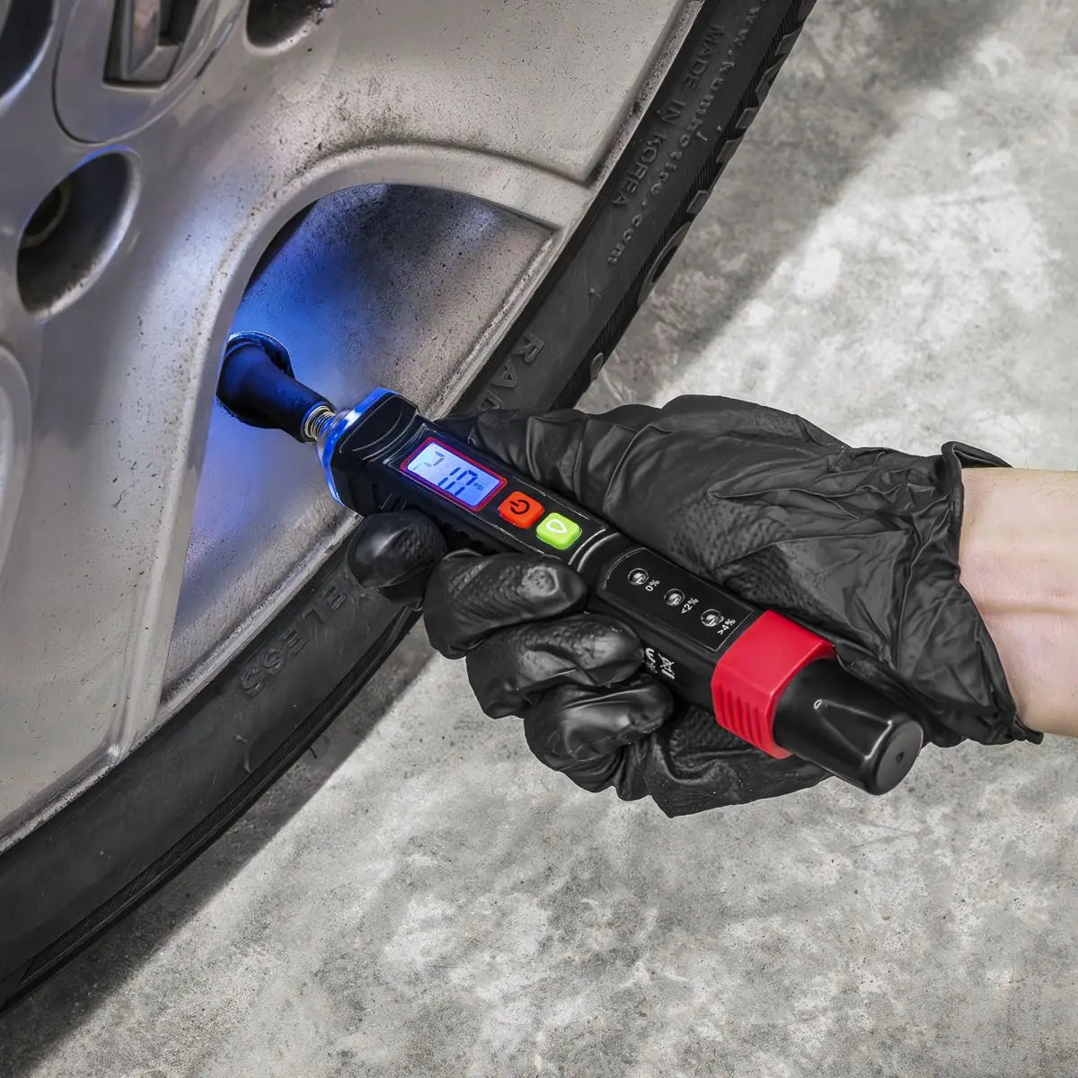 Sealey 2-In-1 Brake Fluid Tester & Tyre Pressure Gauge White Rose Tools