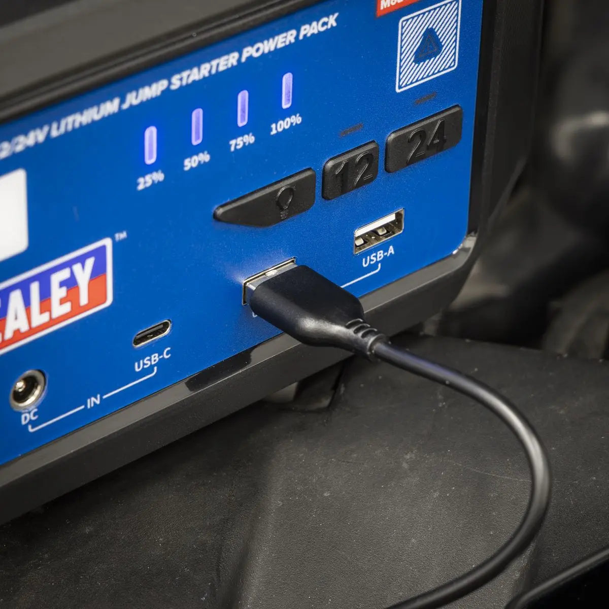 Sealey 2500A 12/24V Lithium Jump Starter Power Pack White Rose Tools