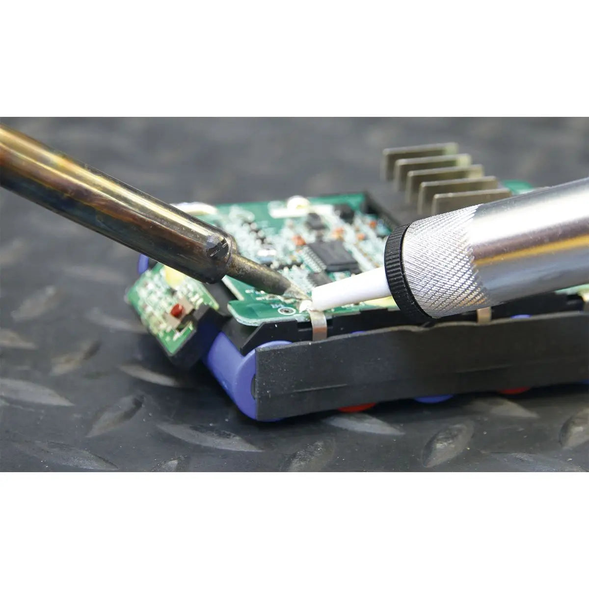 Sealey 30/100W Professional Soldering Iron Kit Solder Wire Sucker Sponge