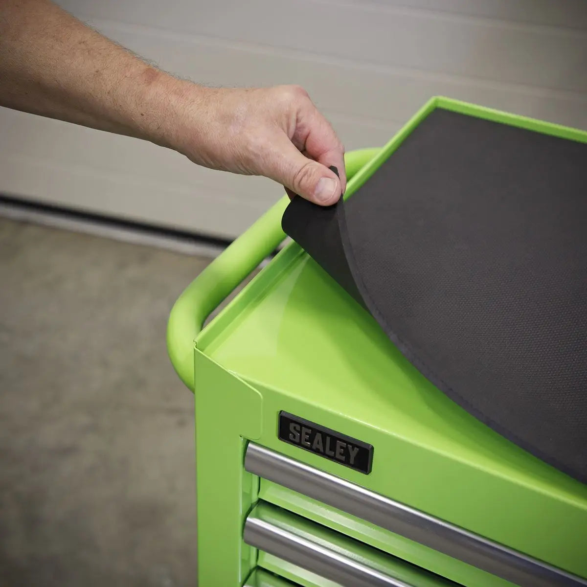 Sealey 4pc Rollcab & Utility Seat Kit with Creeper White Rose Tools