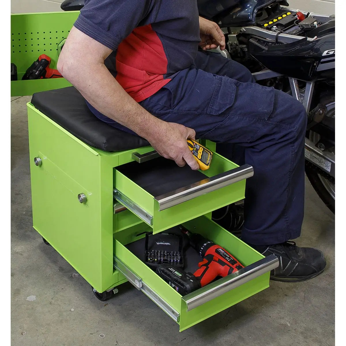 Sealey 4pc Rollcab & Utility Seat Kit with Creeper White Rose Tools