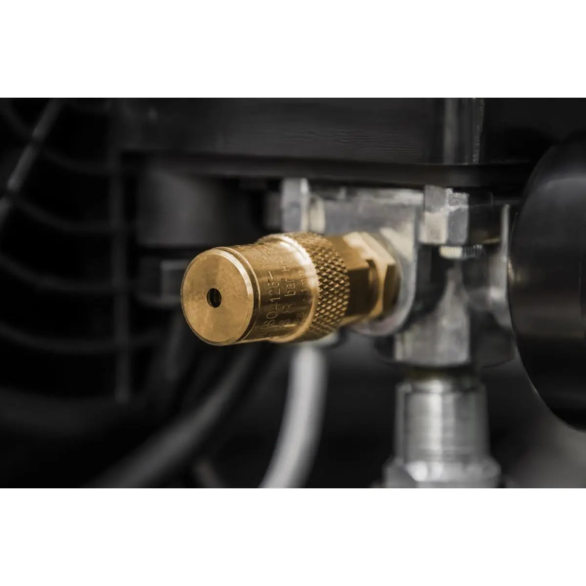 Sealey 50L V-Twin Direct Drive Air Compressor 3hp with Air Accessory Kit White Rose Tools