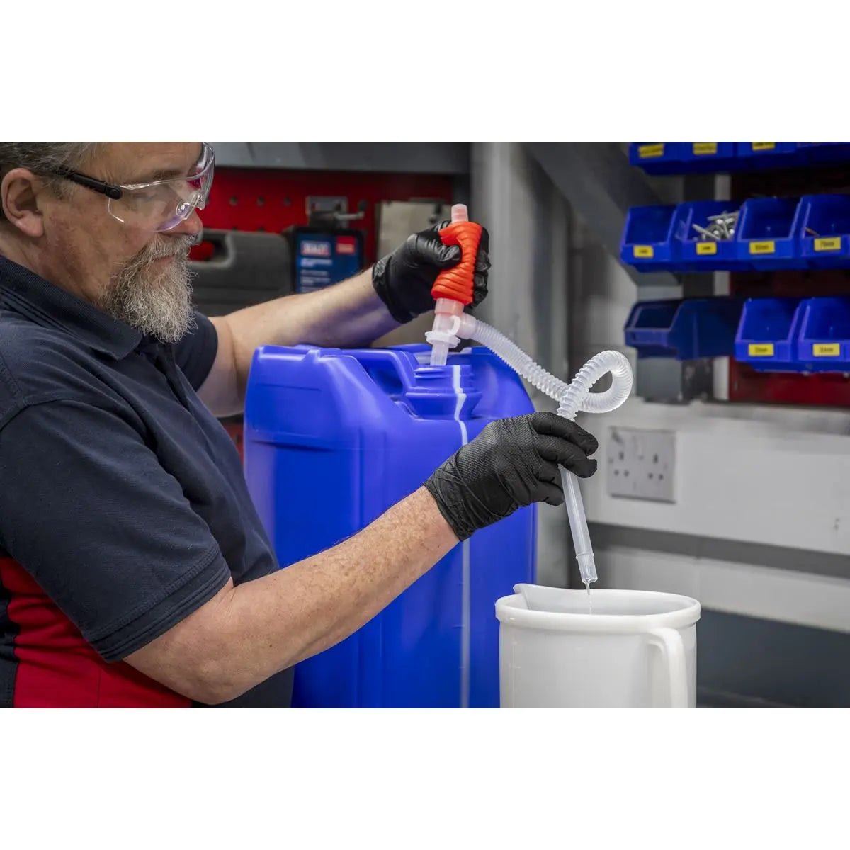 Sealey 5L to 25L Container Syphon Hand Pump White Rose Tools