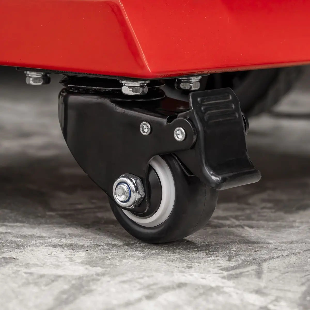 Sealey 6/12/24V Battery Starter/Charger 950A White Rose Tools