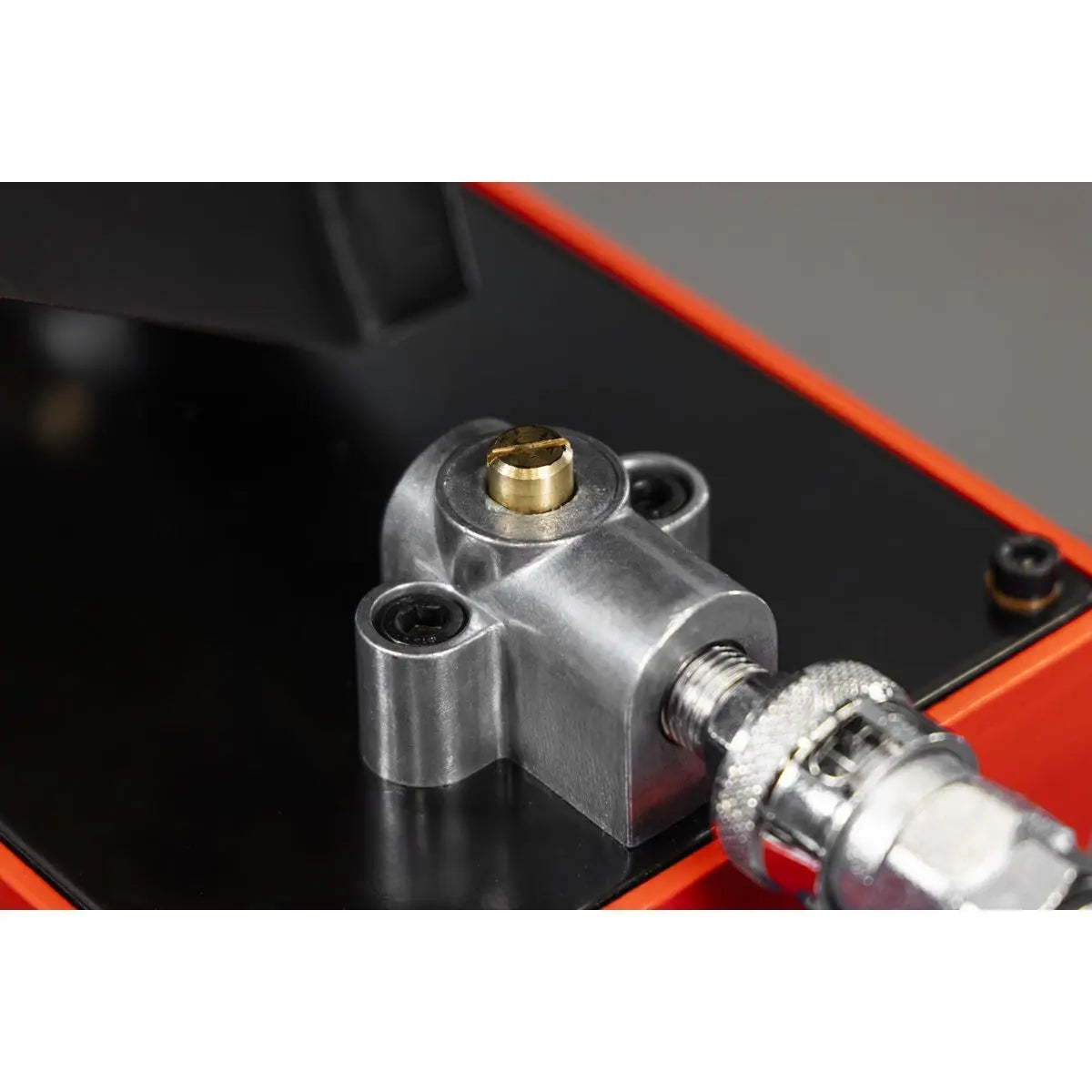 Sealey Air Hydraulic Foot Pump 10,000psi White Rose Tools