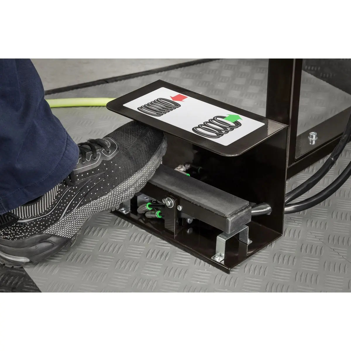 Sealey Air Operated Coil Spring Compressor 3000kg White Rose Tools