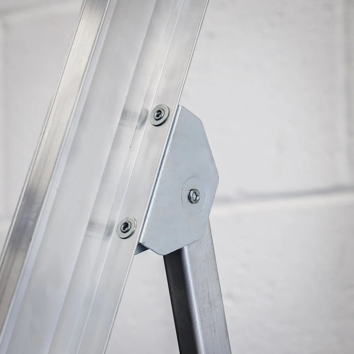 Sealey Aluminium Step Ladder 12-Tread Industrial BS EN 131 White Rose Tools