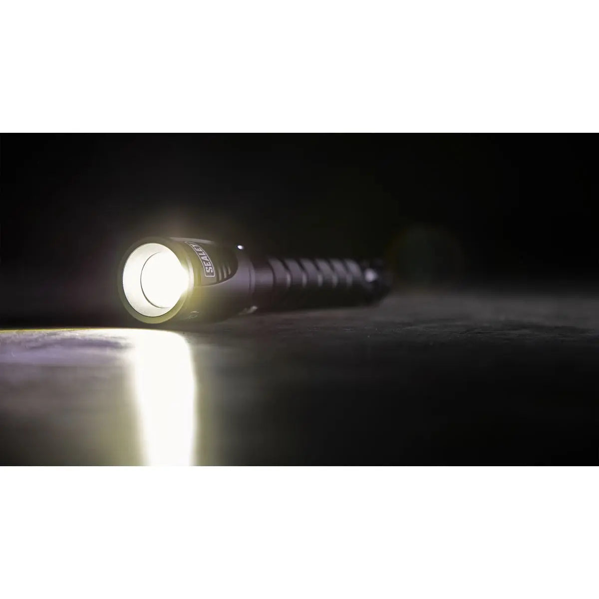 Sealey Aluminium Torch 60W COB LED Adjustable Focus Rechargeable 4000 Lumens