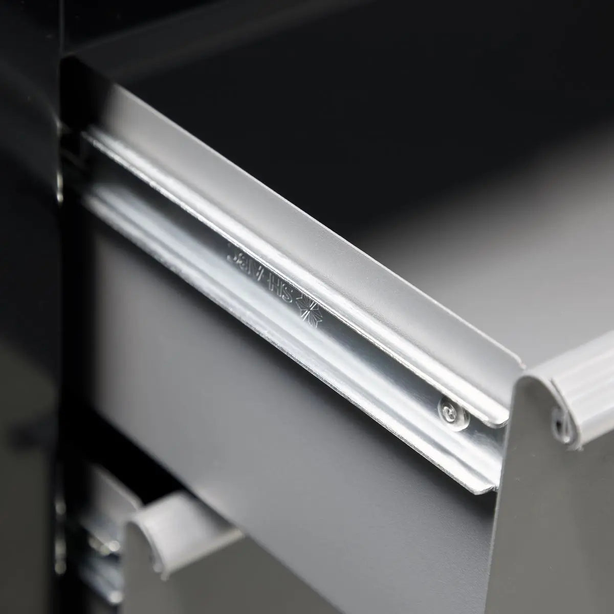 Sealey American Pro Rollcab 5 Drawer with Ball-Bearing Slides - Black/Grey