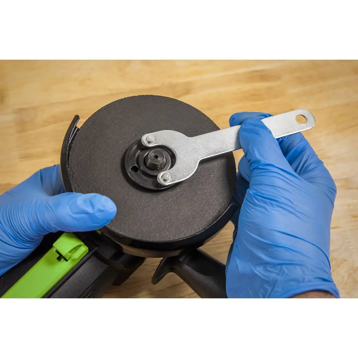 Sealey Angle Grinder Ø115mm 750W/230V White Rose Tools