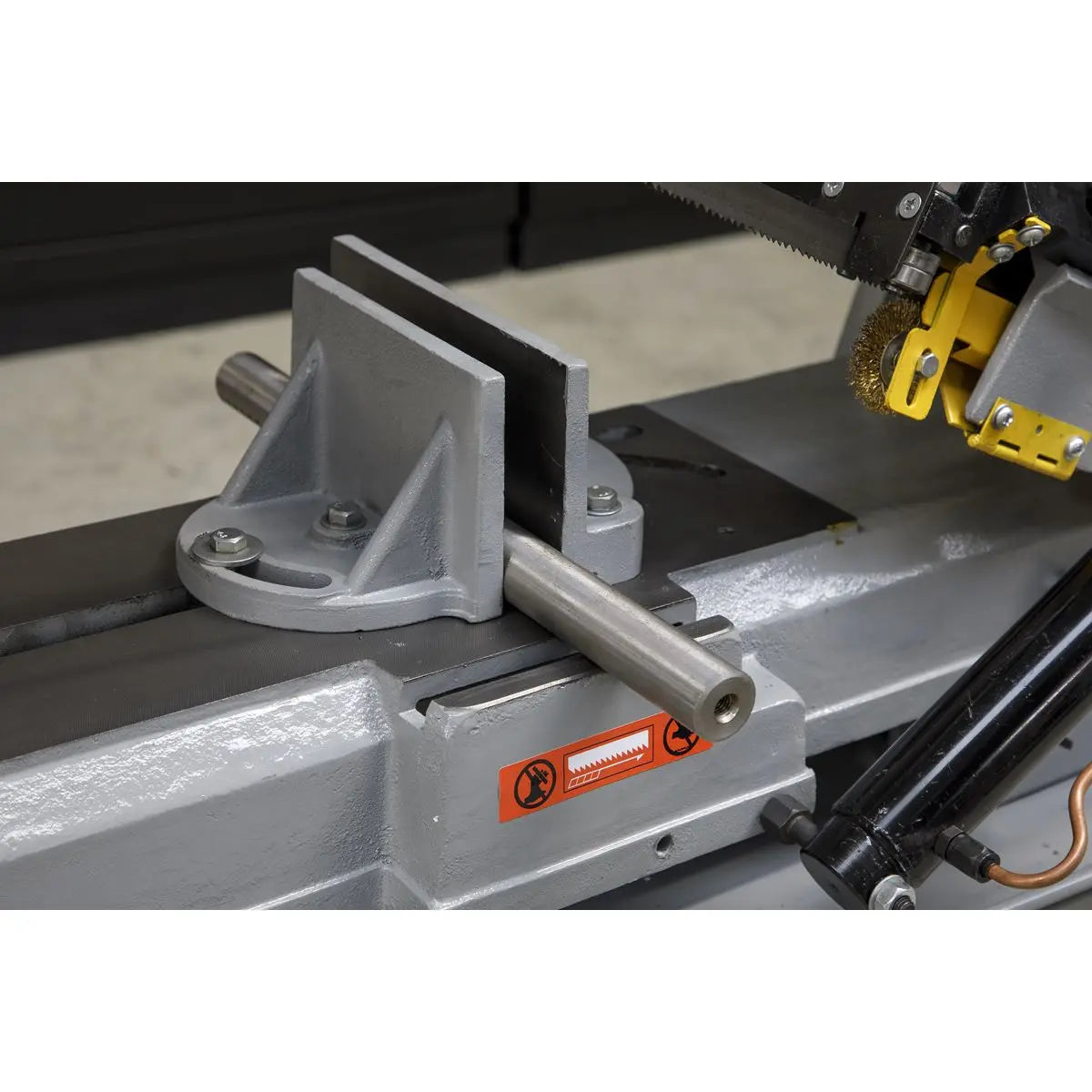 Sealey Bandsaw 300mm Horizontal Hydraulic Arm