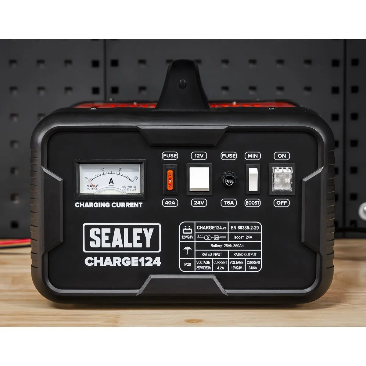 Sealey Battery Charger 28A 12/24V 230V