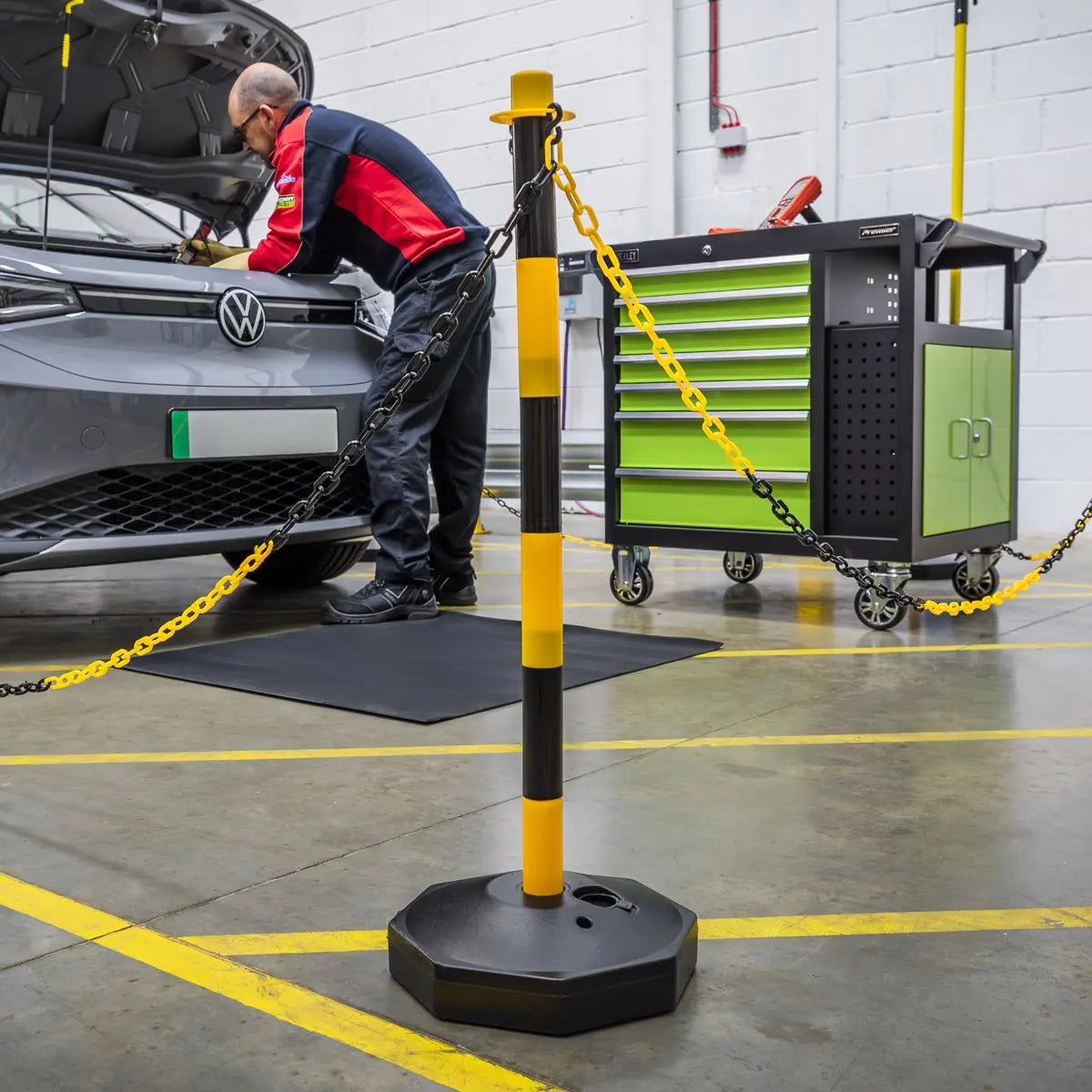 Sealey Black/Yellow Post & Chain Kit 25m