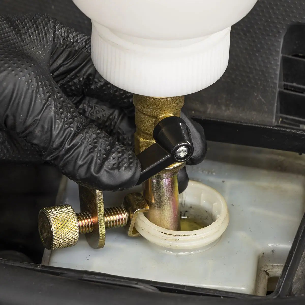 Sealey Brake Fluid Refill Bottle 1L  White Rose Tools