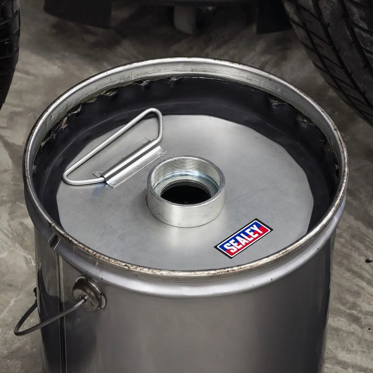 Sealey Bulk Fill Follower Plate Grease Gun White Rose Tools