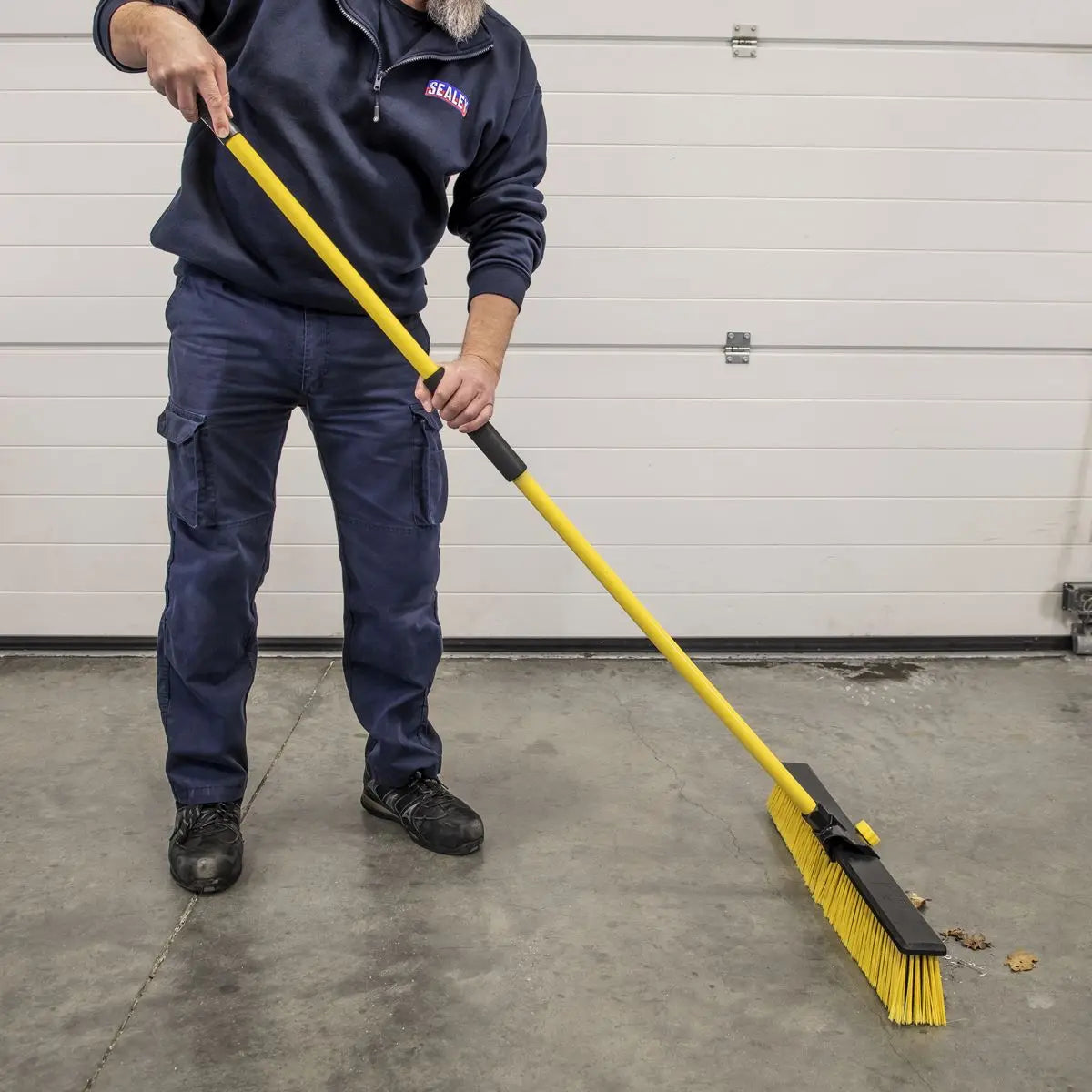 Sealey Bulldozer Yard Broom 24"(600mm)