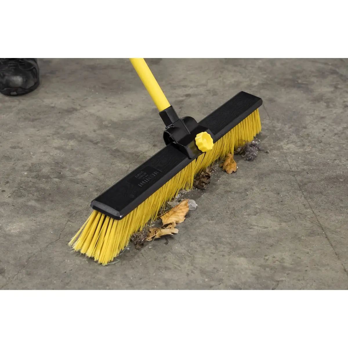 Sealey Bulldozer Yard Broom 24"(600mm)