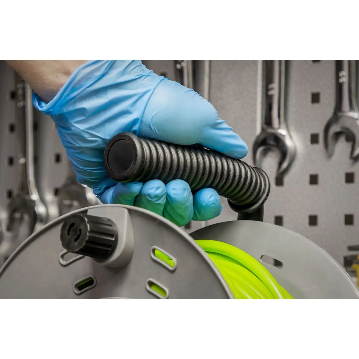 Sealey Cable Reel with Thermal Trip 4 x 230V Sockets 25m - Green White Rose Tools