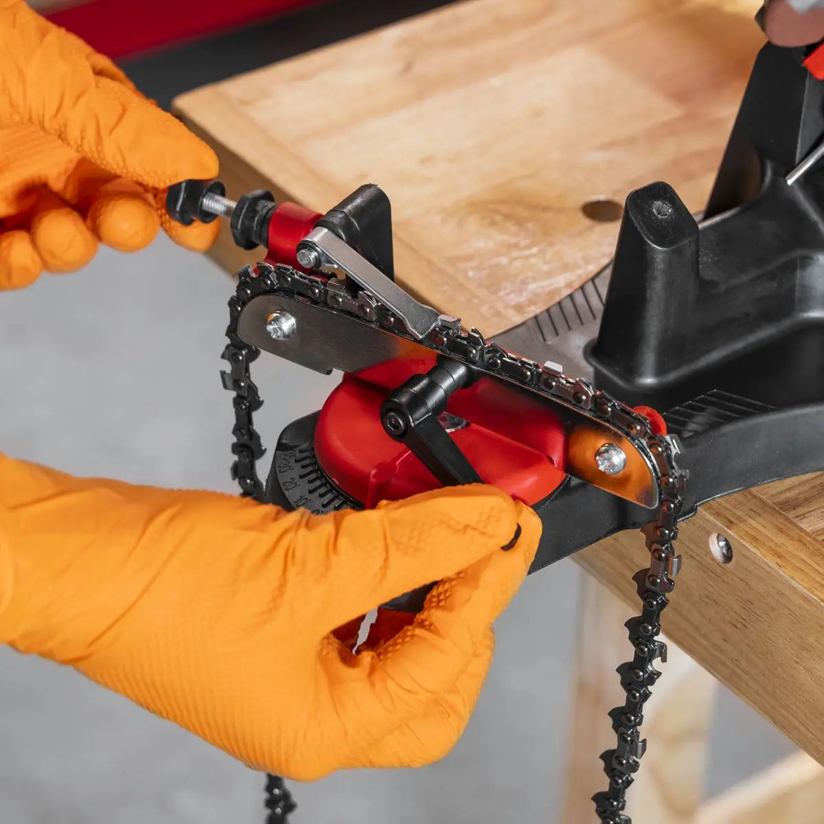 Sealey Chainsaw Blade Sharpener - Quick Locating 85W