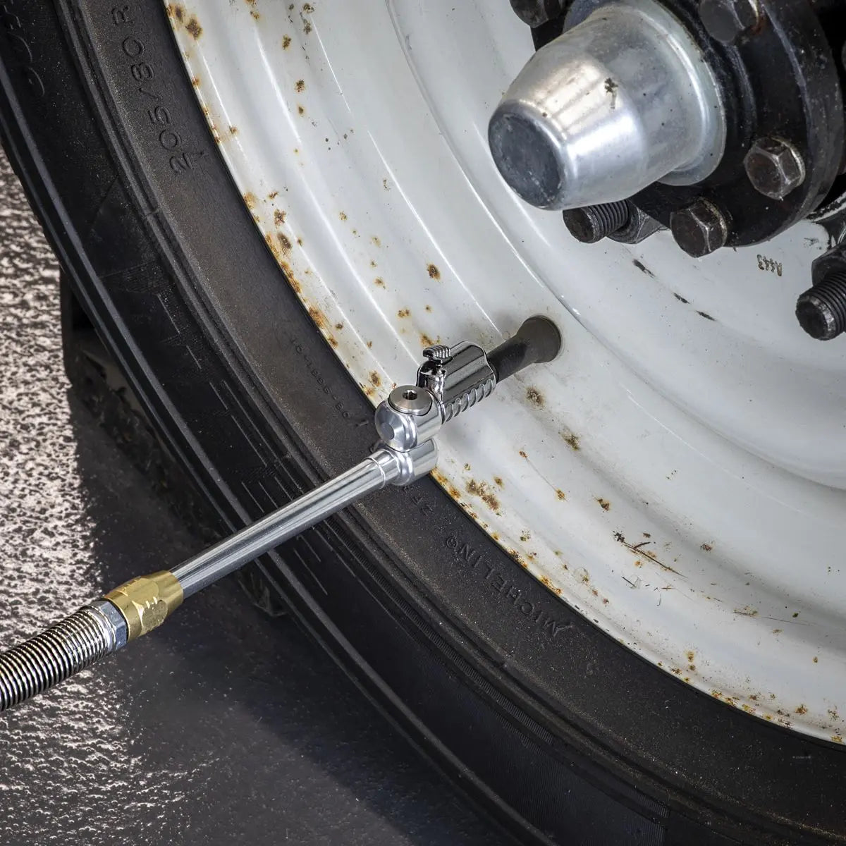 Sealey Clip-On Connector for Tyre Inflators Swivel Head  White Rose Tools