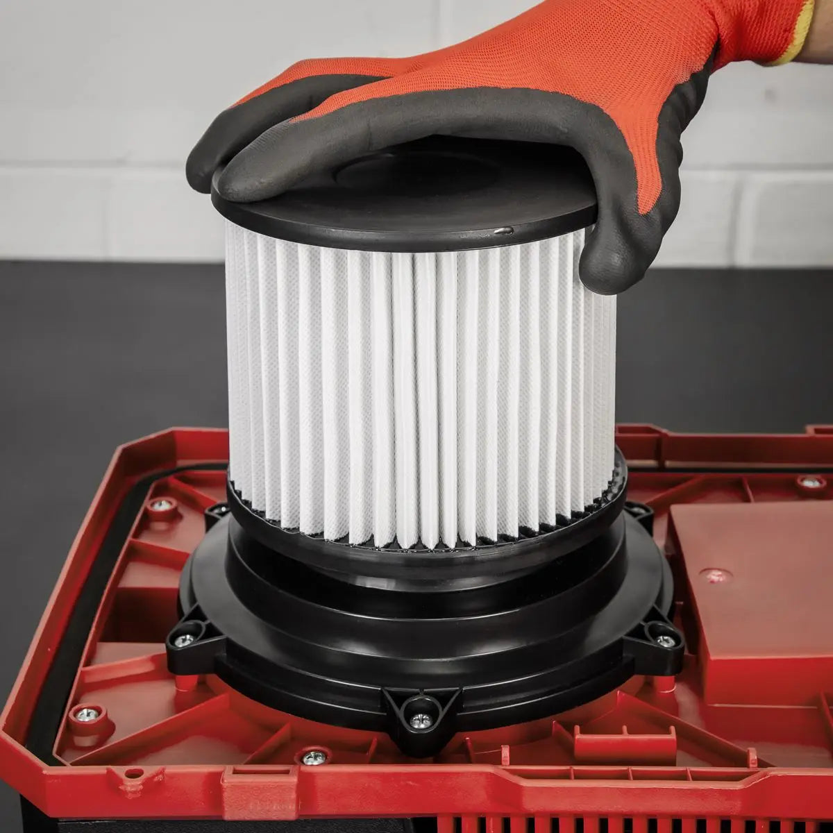 Sealey Cordless Wet and Dry Vacuum Kit 20V 4Ah SV20 Series White Rose Tools