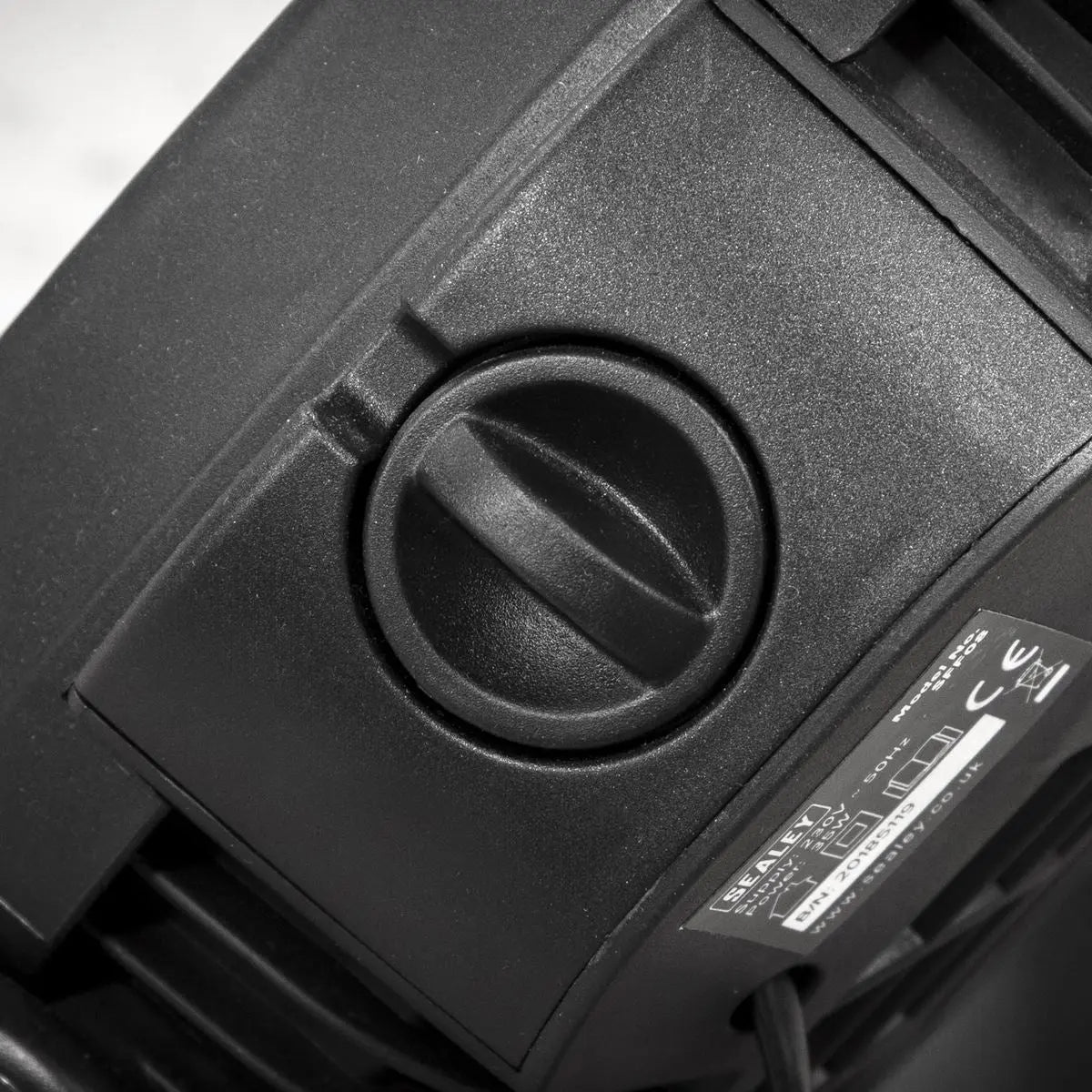 Sealey Desk/Floor Fan 3-Speed 8" 230V