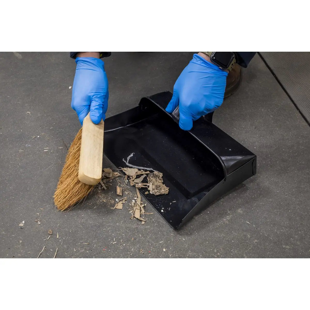 Sealey Dustpan & Brushes Metal