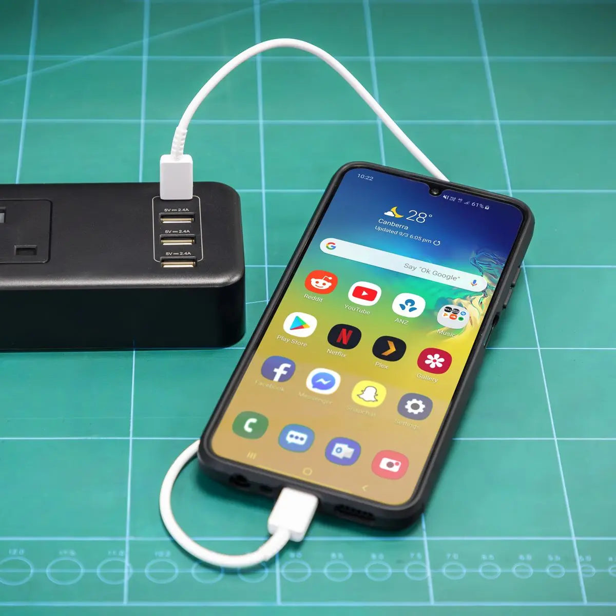 Sealey Extension Lead 2.6m with USB Ports - Black