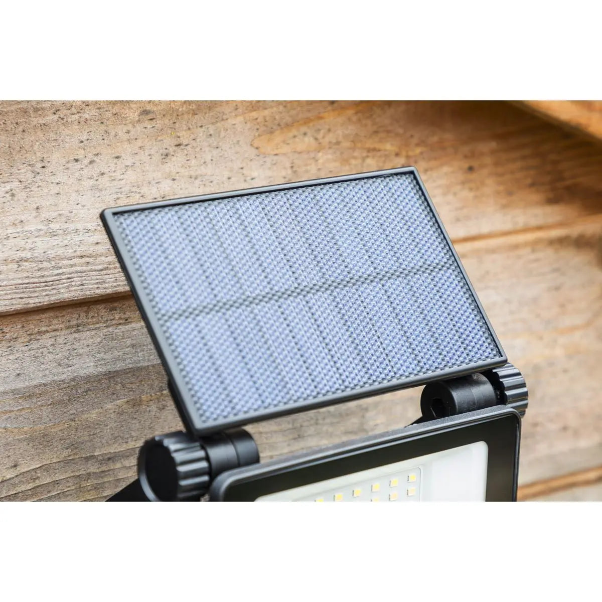 Sealey Extra-Slim Solar Floodlight with Wall Bracket 20W SMD LED White Rose Tools