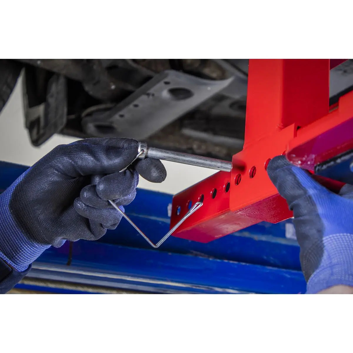 Sealey Fuel Tank Cradle 565kg  White Rose Tools