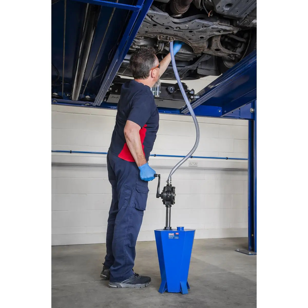 Sealey Gear Oil Pump with 10.5L Steel Reservoir