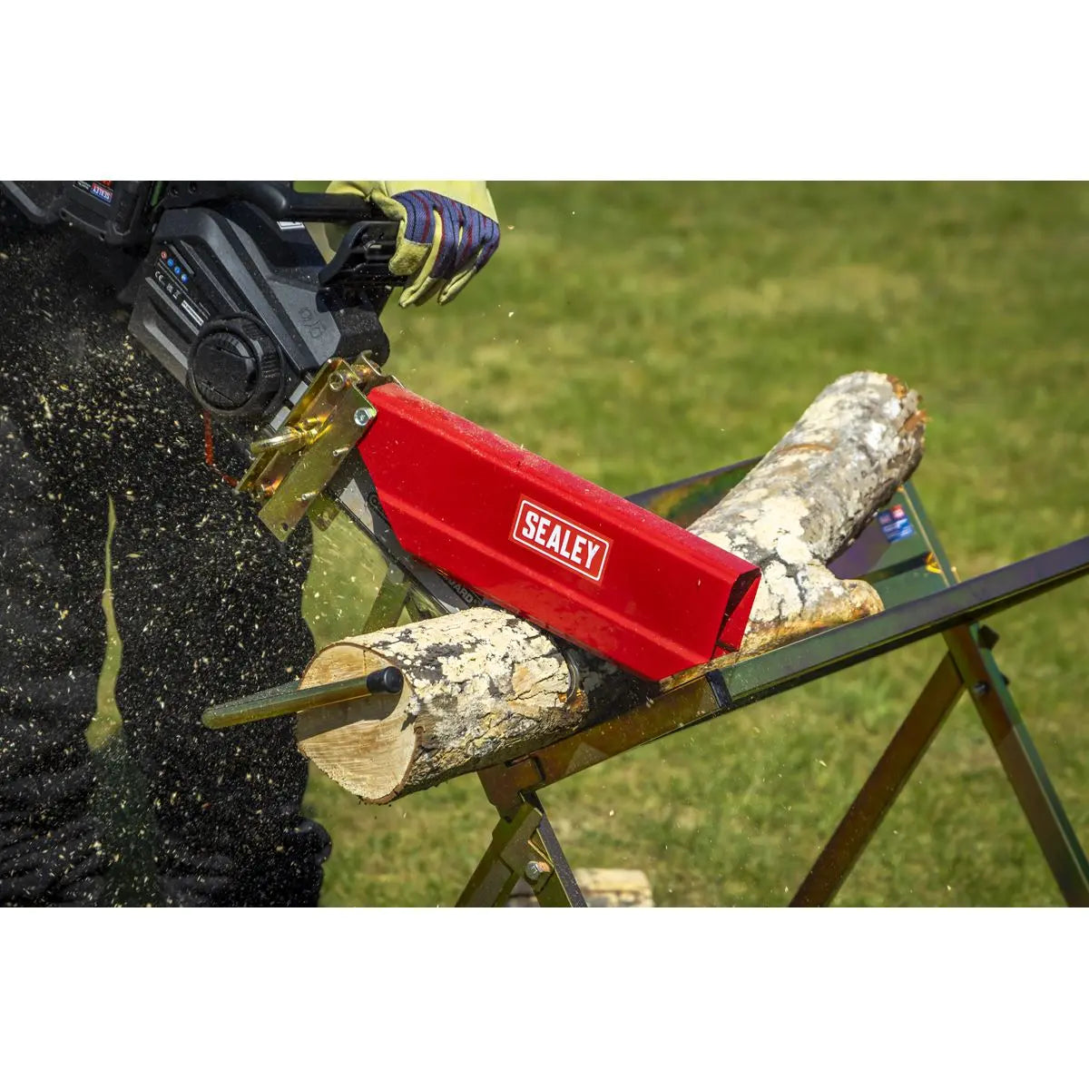 Sealey Heavy-Duty Sawhorse with Chainsaw Holder White Rose Tools