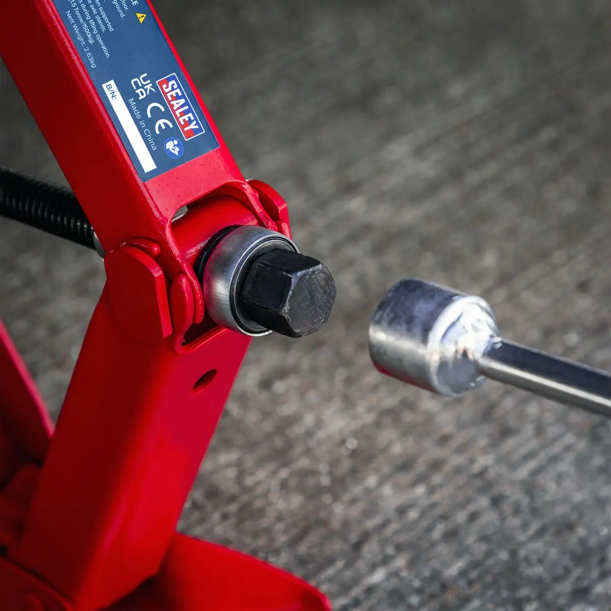 Sealey Heavy-Duty Scissor Jack 1.5 Tonne - White Rose Tools