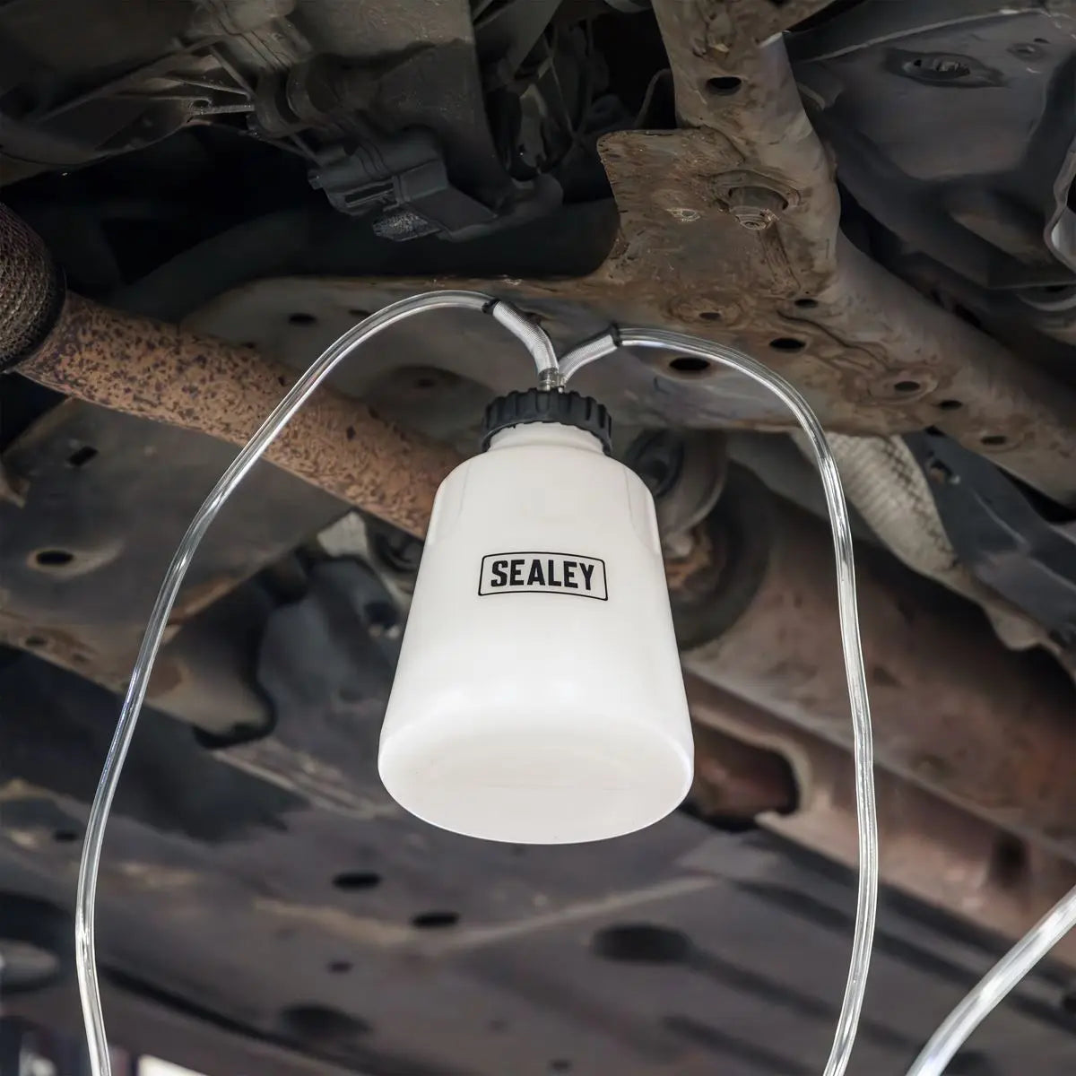 Sealey High Flow Twin Pipe Brake Bleed Bottle 2L White Rose Tools