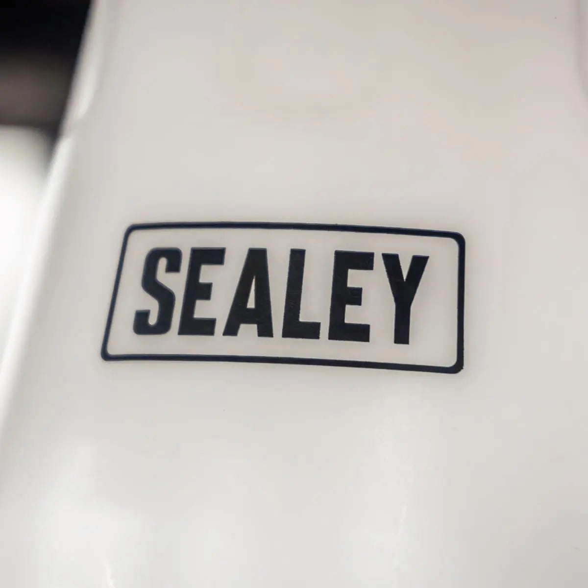 Sealey High Flow Twin Pipe Brake Bleed Bottle 2L White Rose Tools