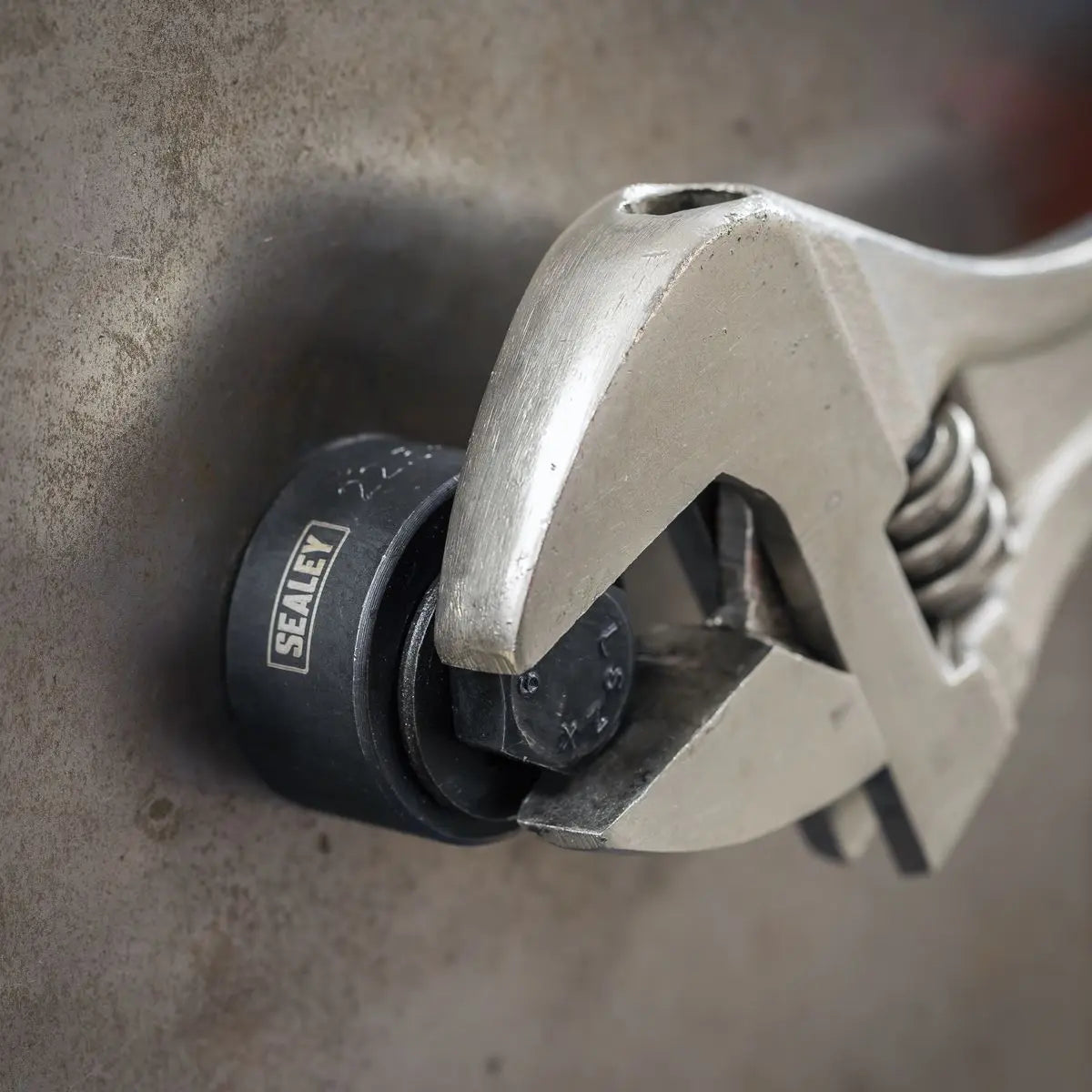 Sealey Hole Cutter Punch Screw 22.5mm  White Rose Tools