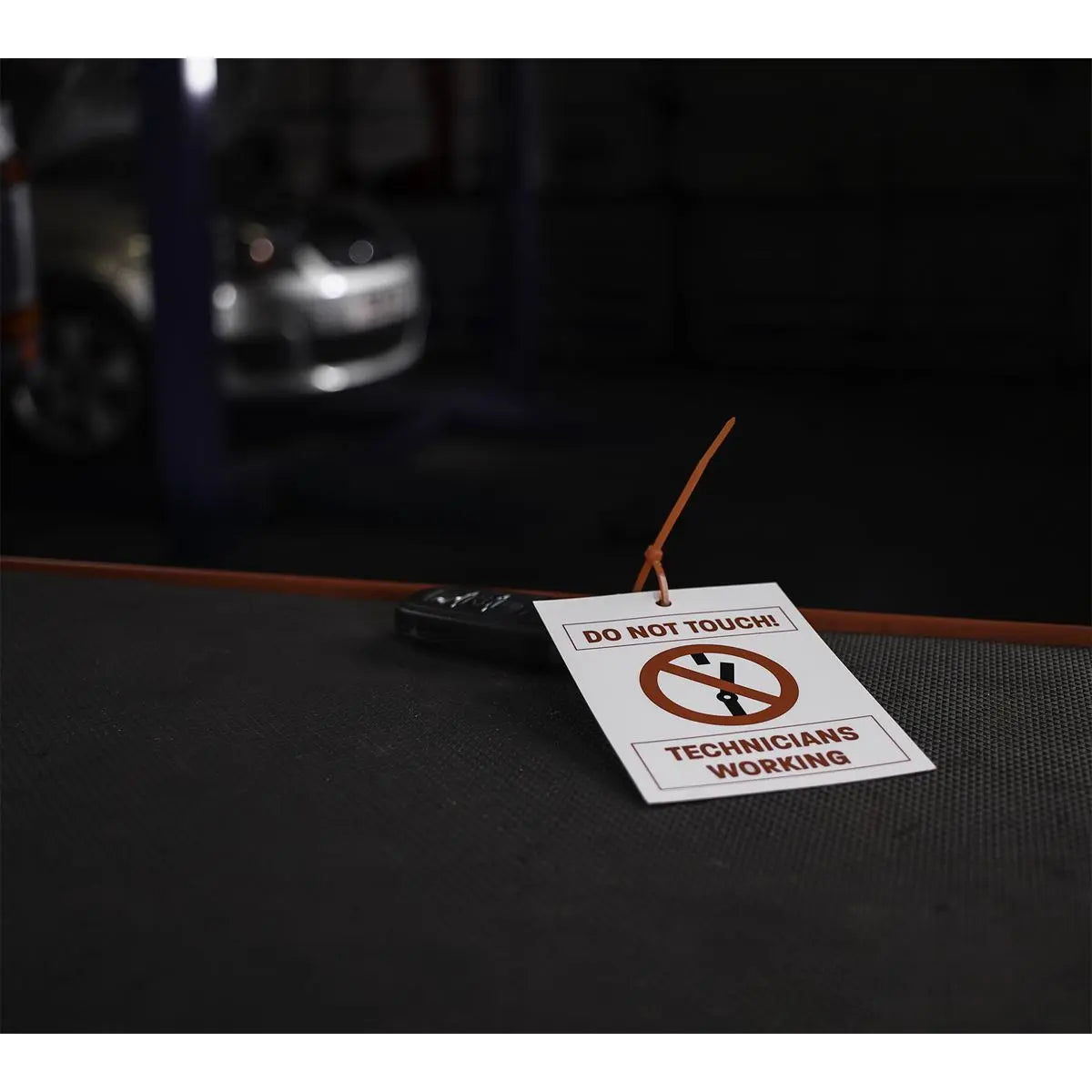 Sealey Hybrid/Electric Vehicle Keyring Warning Tag